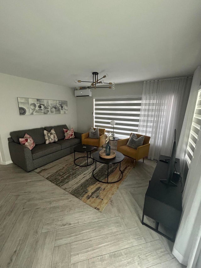 5 of 14 - 1037 Ne 9th Avenue #1, Fort Lauderdale, FL