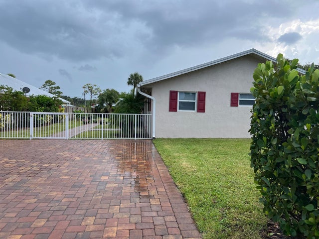 1 of 14 - 17741 Carver Avenue, Jupiter, FL