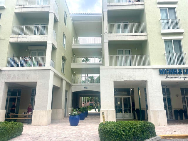 Photo of Listing #RX-11111454