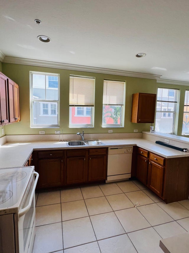 3 of 20 - 441 Amador Lane #1, West Palm Beach, FL