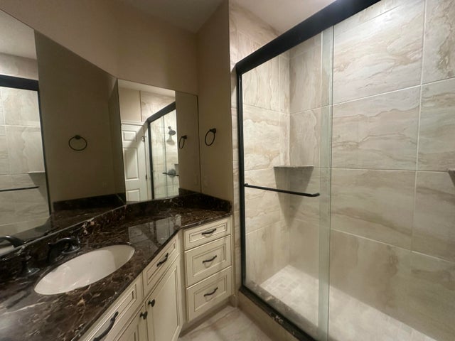 Photo of Listing #RX-11113087
