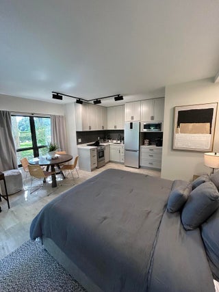 Photo of Listing #RX-11113779