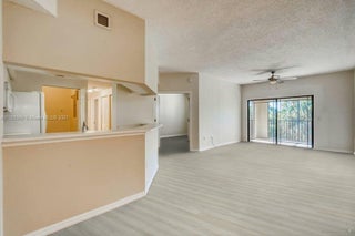 Photo of Listing #RX-11115026