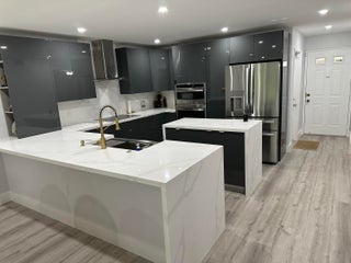 Photo of Listing #RX-11115099