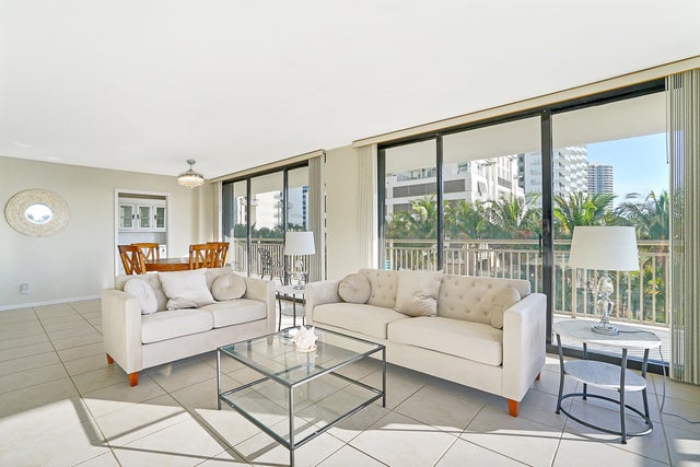 4 of 19 - 3400 N Ocean Drive #408, Singer Island, FL