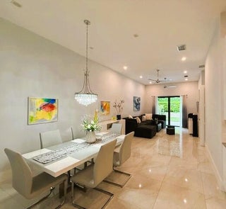 Photo of Listing #RX-11117631