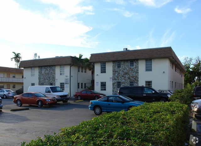 2842 Fillmore St #12, Hollywood