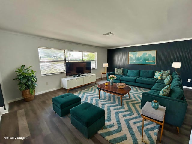 Photo of Listing #RX-11118233