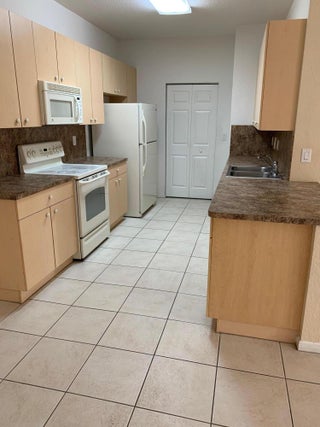 Photo of Listing #RX-11119037