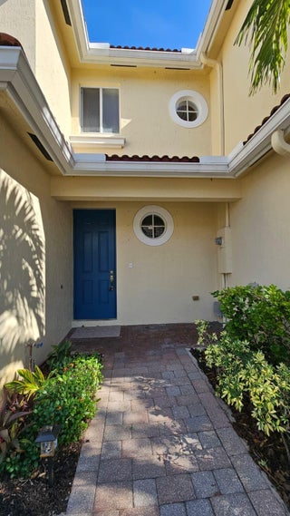 Photo of Listing #RX-11120256