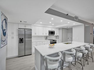 Photo of Listing #RX-11120726