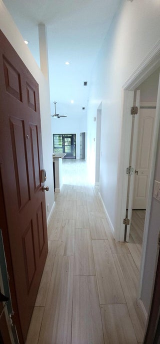 Photo of Listing #RX-11121271