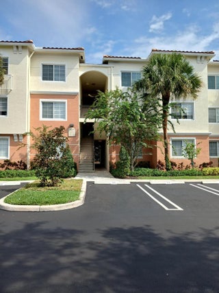 Photo of Listing #RX-11122193