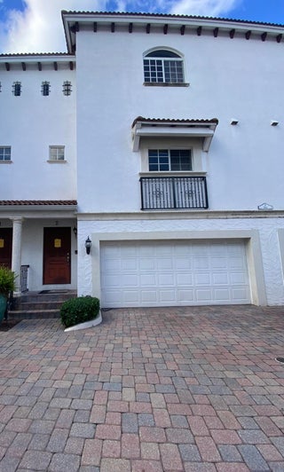 Photo of Listing #RX-11122832