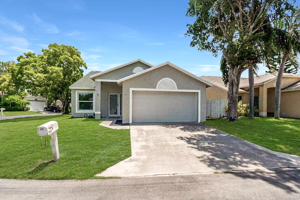 48 Bentwater Circle, Boynton Beach
