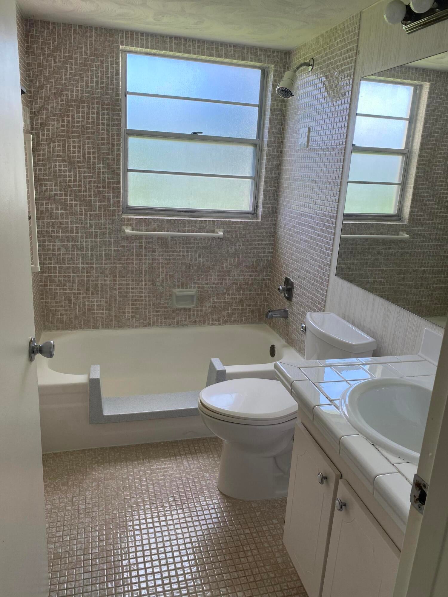 Image 10: RX-11125762