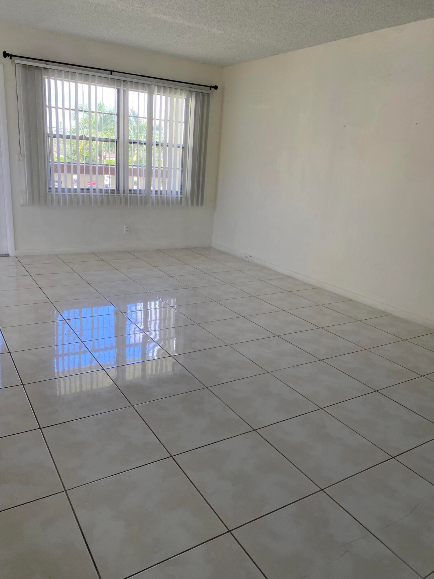 Image 6: RX-11125762