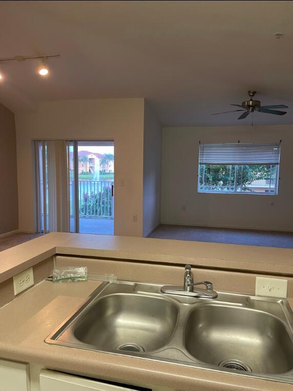 131 Sw Palm Dr #208, Port Saint Lucie