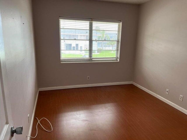 114 Salisbury E #e, West Palm Beach