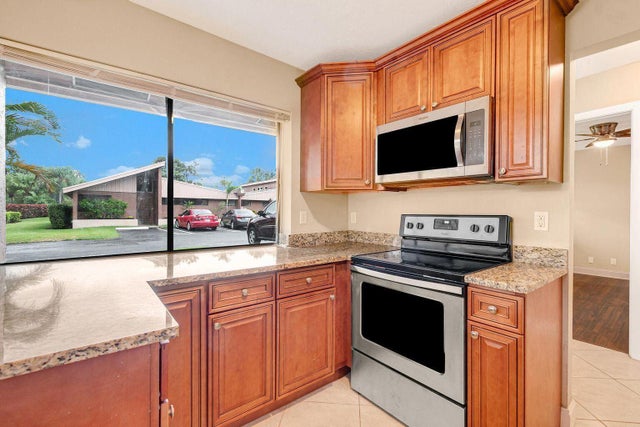 1 of 6 - 166 Sparrow Drive #1b, Royal Palm Beach, FL