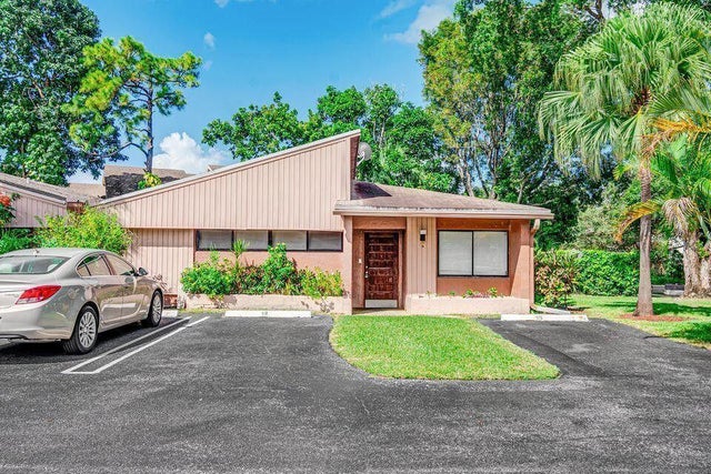 2 of 6 - 166 Sparrow Drive #1b, Royal Palm Beach, FL