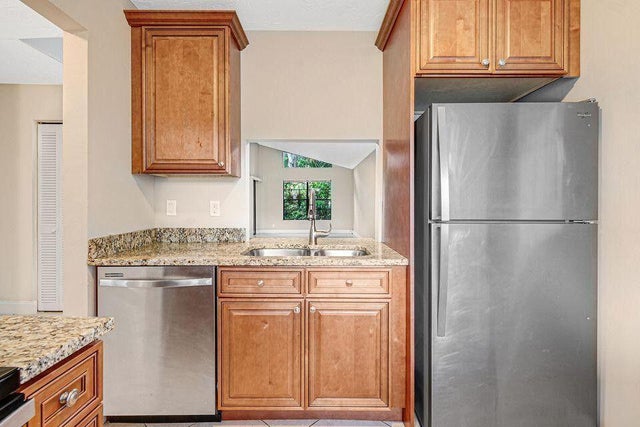 3 of 6 - 166 Sparrow Drive #1b, Royal Palm Beach, FL