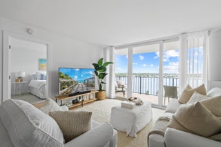 Photo of Listing #RX-11127325