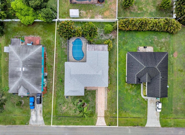 3 of 15 - 1918 Se Cheltenham Street, Port Saint Lucie, FL