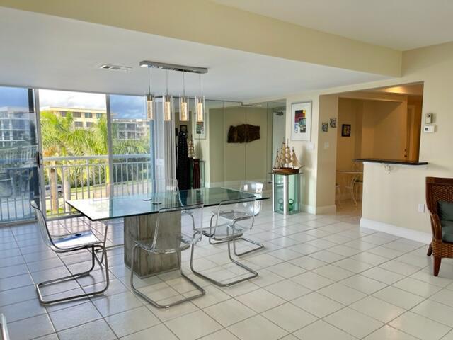 5 of 30 - 2780 S Ocean Boulevard #312, Palm Beach, FL