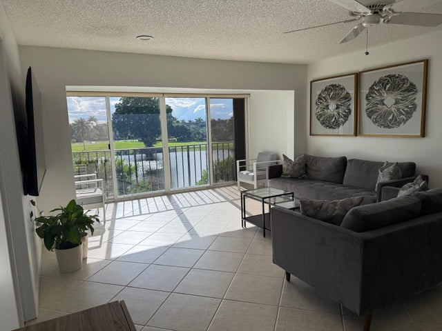 3 of 14 - 4266 Deste Court #308, Lake Worth, FL