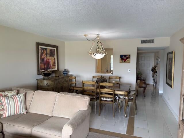 2 of 47 - 7146 Huntington Lane #403, Delray Beach, FL