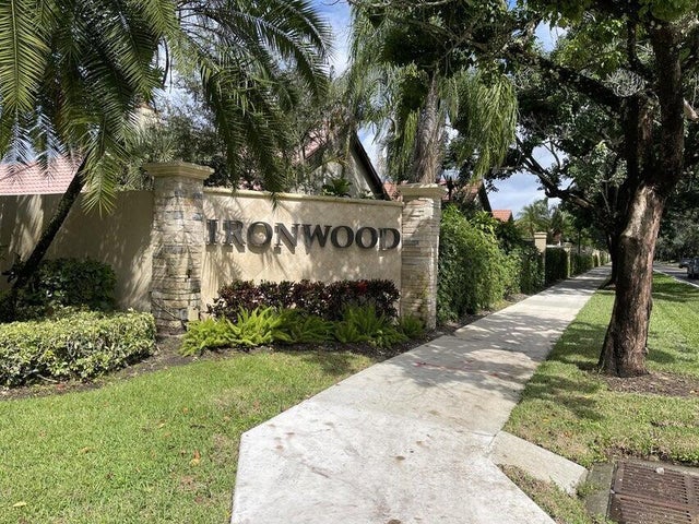 1 of 21 - 36 Ironwood Way N #36, Palm Beach Gardens, FL