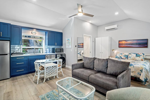 5 of 35 - 72 S Ocean Boulevard #1, Delray Beach, FL