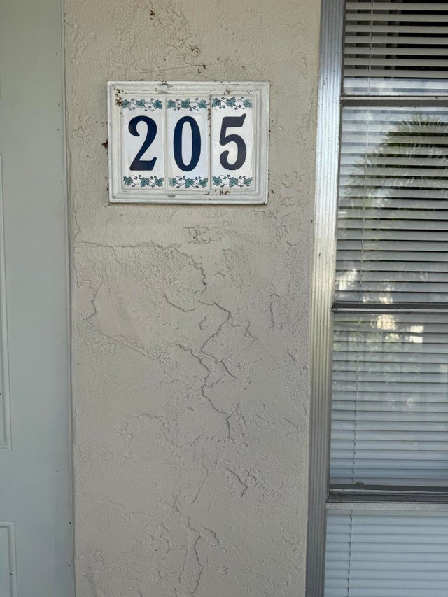 4 of 12 - 1 N Greenway N #205, Royal Palm Beach, FL