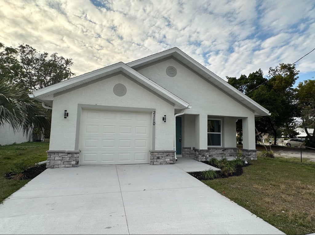 2110 Palm Avenue, Fort Myers