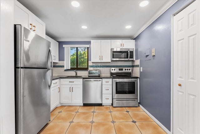 5 of 24 - 50 Se 12th Street #160, Boca Raton, FL