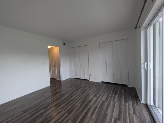 5 of 30 - 131 Doolen Court #208, North Palm Beach, FL