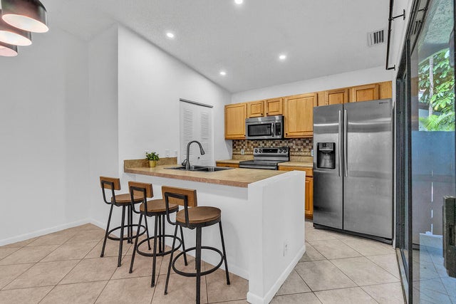 4 of 14 - 22282 Pineapple Walk Drive, Boca Raton, FL