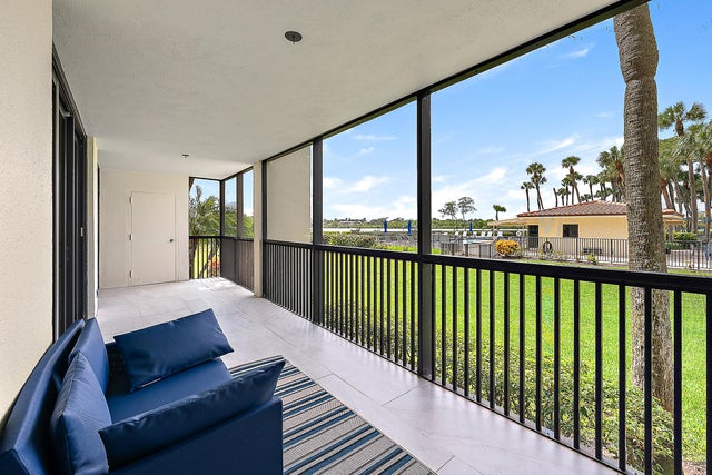 3 of 28 - N/A, Jupiter, FL