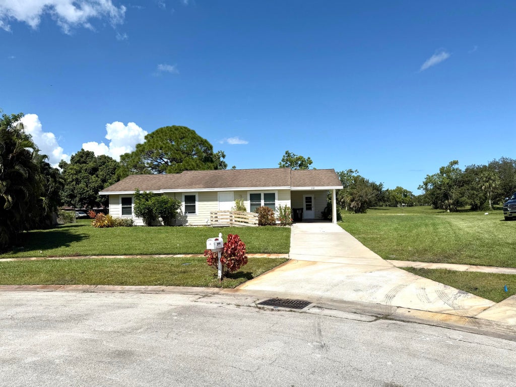 399 Ne Cullman Court, Port Saint Lucie