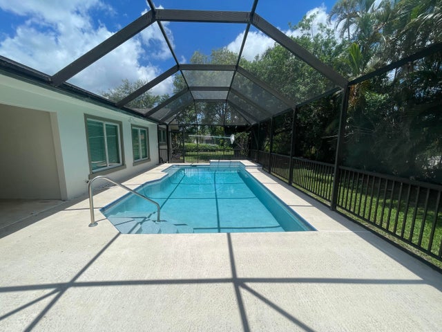 2 of 18 - 11737 Inverness Circle, Wellington, FL