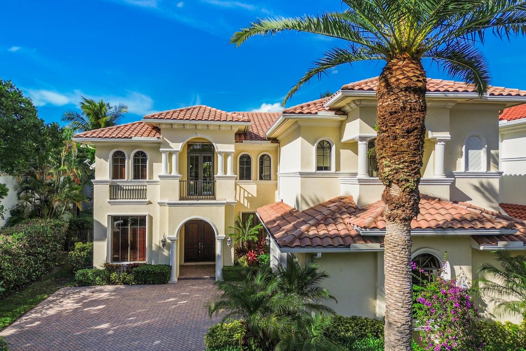 9407 Bridgebrook Dr, Boca Raton