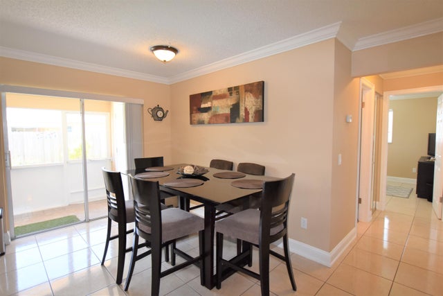 5 of 23 - 5064 Michigan Avenue #6b, West Palm Beach, FL