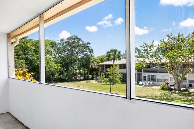 3 of 23 - 92 Hastings F, West Palm Beach, FL