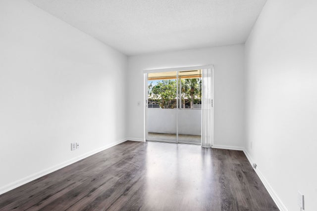 5 of 23 - 92 Hastings F, West Palm Beach, FL