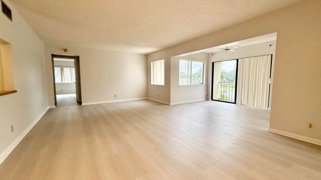 2 of 6 - 4857 Sable Pine Circle #d2, West Palm Beach, FL