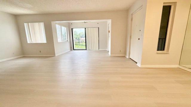 3 of 6 - 4857 Sable Pine Circle #d2, West Palm Beach, FL