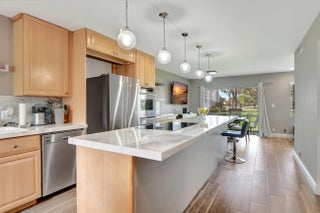 Photo of Listing #RX-11131016