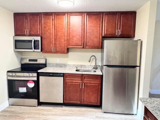 Photo of Listing #RX-11131062