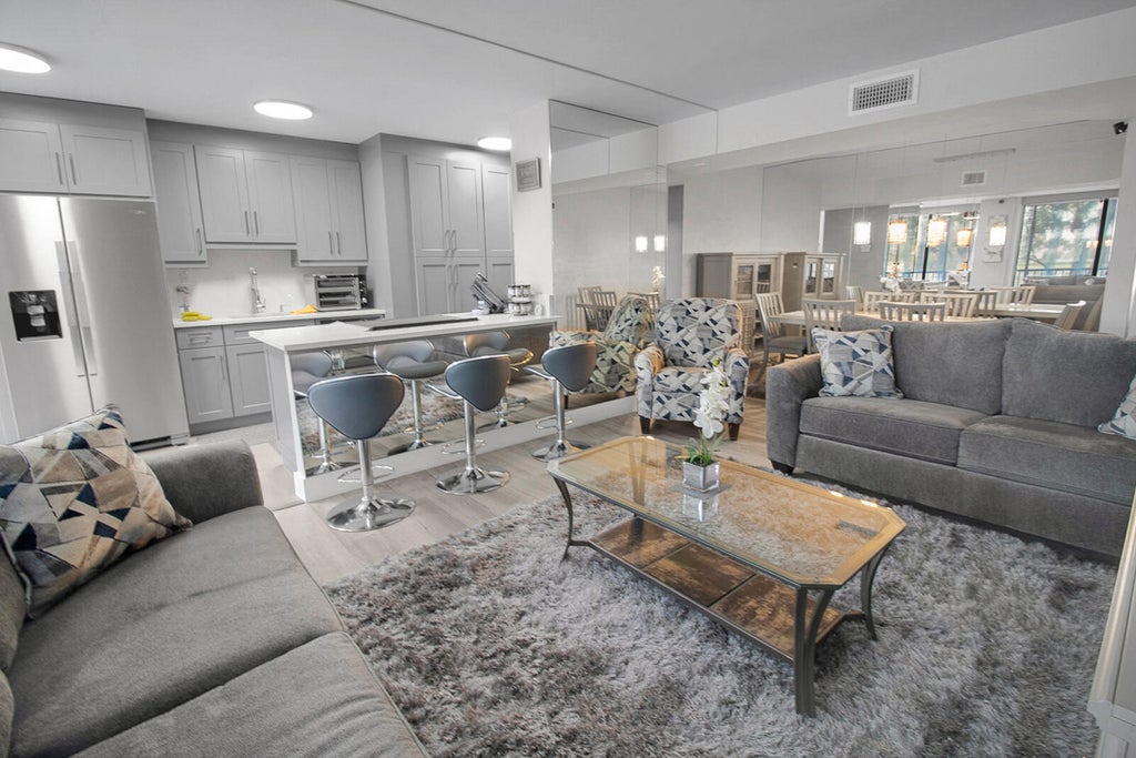 3400 Blue Lake Drive #302, Pompano Beach